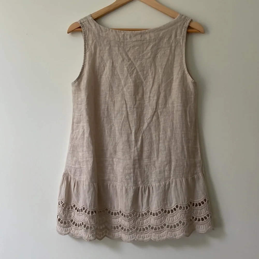 100% linen tank blouse top with ruffle eyelet detail. Size S. - Picture 5 of 7